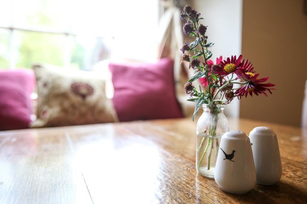 Notley Arms Inn Exmoor National Park Elworthy ภายนอก รูปภาพ